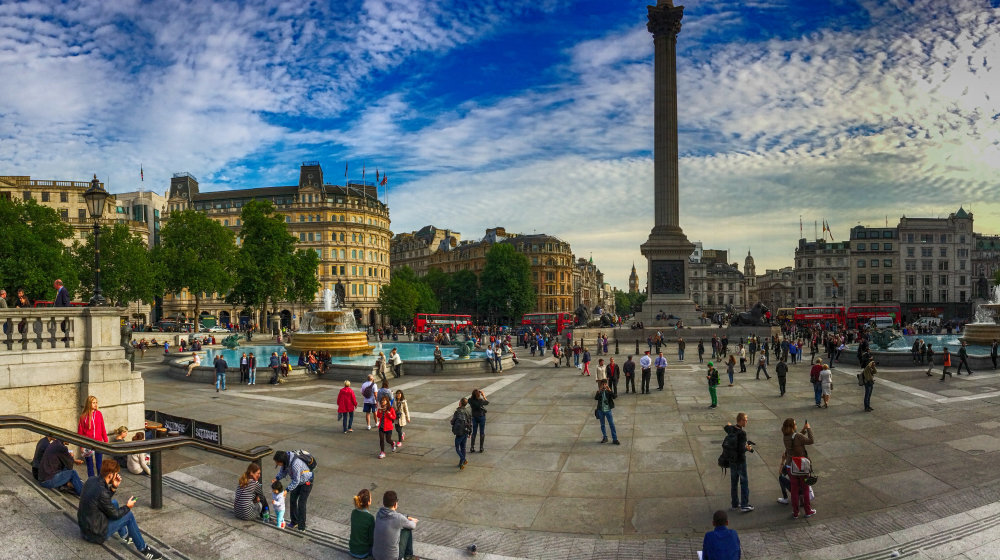 Hop on Hop off Bus Photos 7