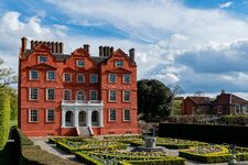Kew Palace : Trésor Historique au Cœur des Kew Gardens